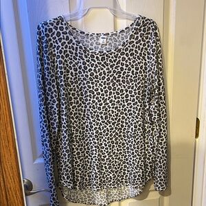 Old Navy Animal Print Long Sleeve Top